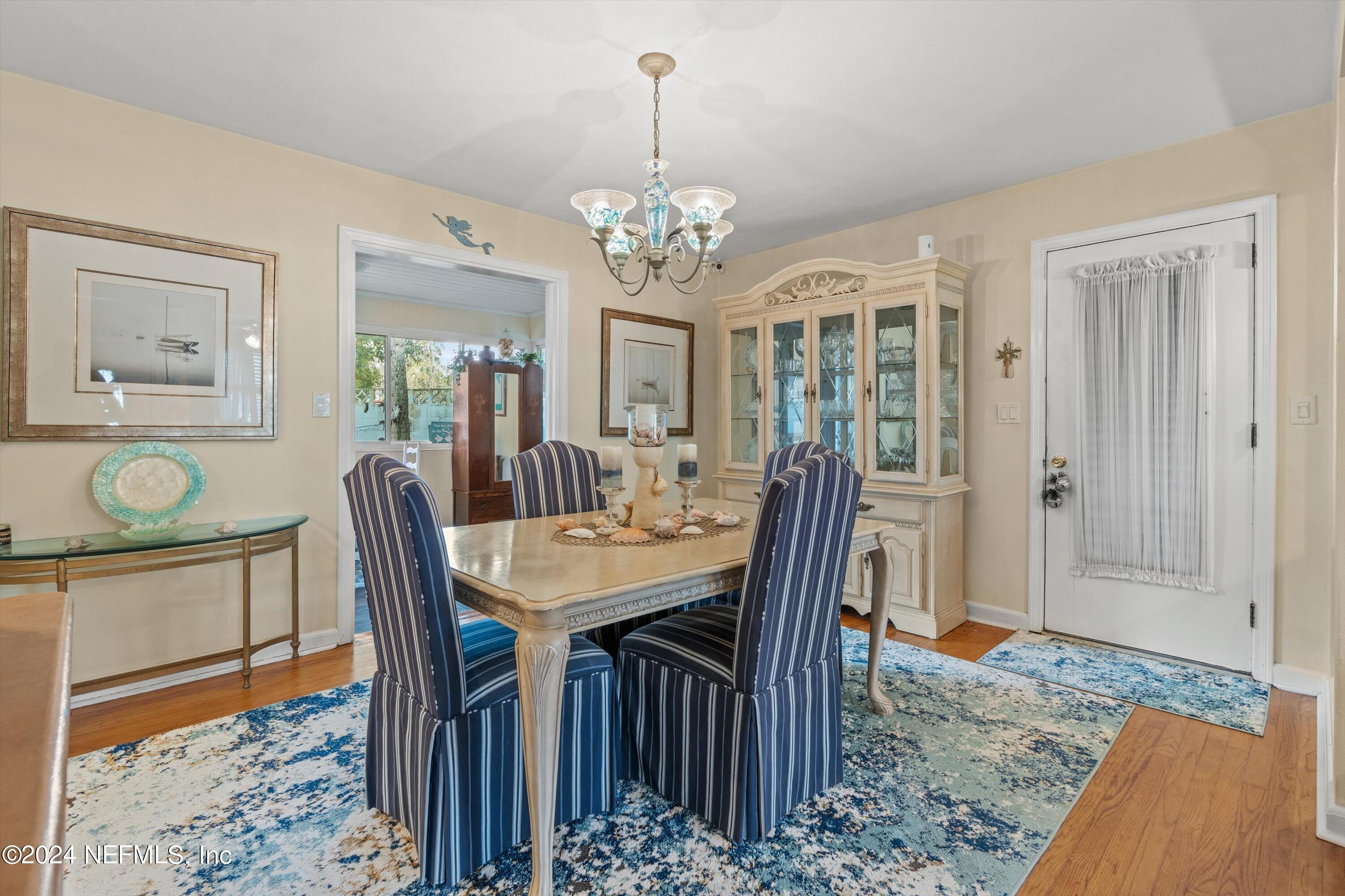2015 Penman Road Jacksonville Beach, FL 32250 - Photo 7 of 26 10-Dining Room
