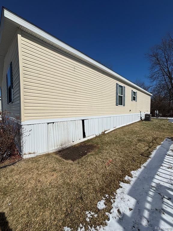 3459 Pine Ridge Burton, MI 48519 - Photo 22 of 25