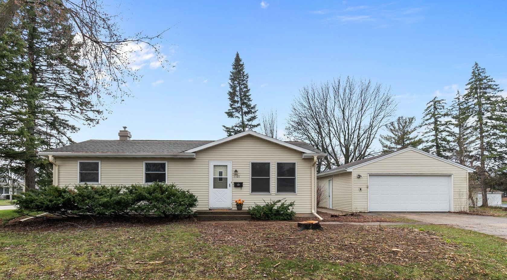 1101 West Lindbergh Street Appleton, WI 54914 - Photo 1 of 1 Gallery Image 1
