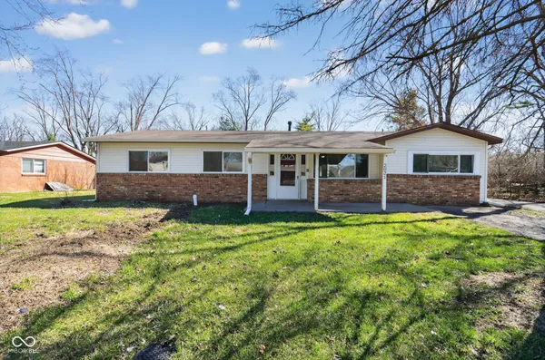 $209,900 | 2021 Galeston Drive, Indianapolis, IN 46229