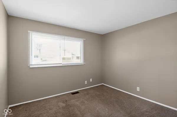 $209,900 | 2021 Galeston Drive, Indianapolis, IN 46229