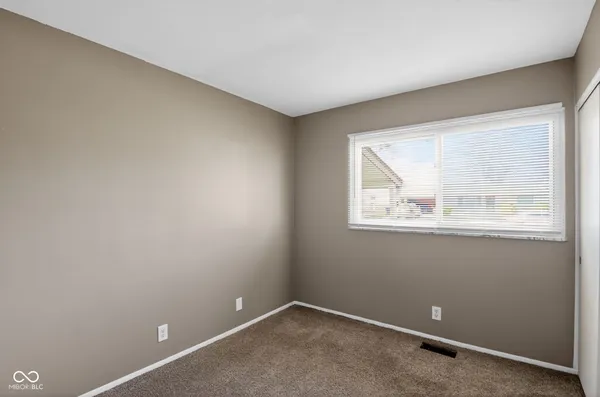 $209,900 | 2021 Galeston Drive, Indianapolis, IN 46229