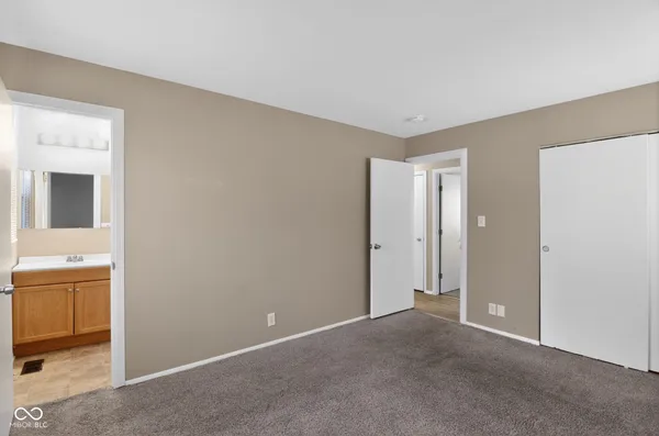 $209,900 | 2021 Galeston Drive, Indianapolis, IN 46229