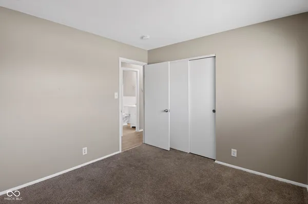 $209,900 | 2021 Galeston Drive, Indianapolis, IN 46229