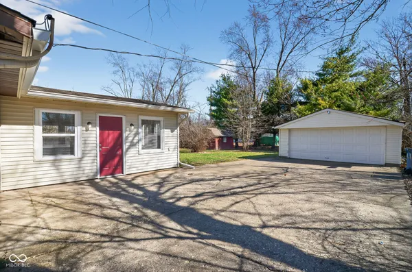 $209,900 | 2021 Galeston Drive, Indianapolis, IN 46229