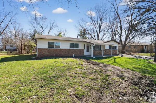 $209,900 | 2021 Galeston Drive, Indianapolis, IN 46229