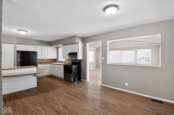 $209,900 | 2021 Galeston Drive, Indianapolis, IN 46229