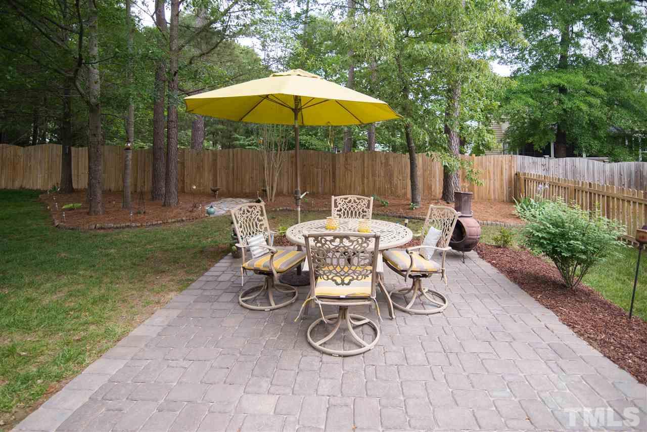 10715 Friendly Neighbor Lane Raleigh, NC 27614 - Photo 21 of 25 Enjoy dinner al fresco on your back patio!