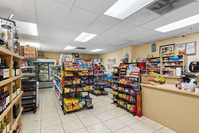 $2,200 | 2501 South Ocean Drive, Unit 304, Hollywood, FL 33019