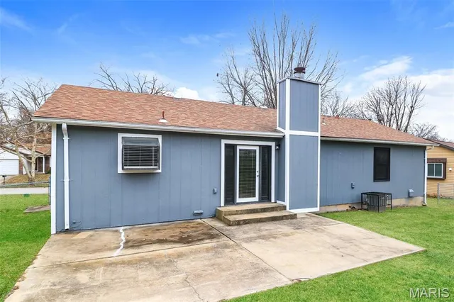 $1,870 | 11625 Latonka Trail, Florissant, MO 63033