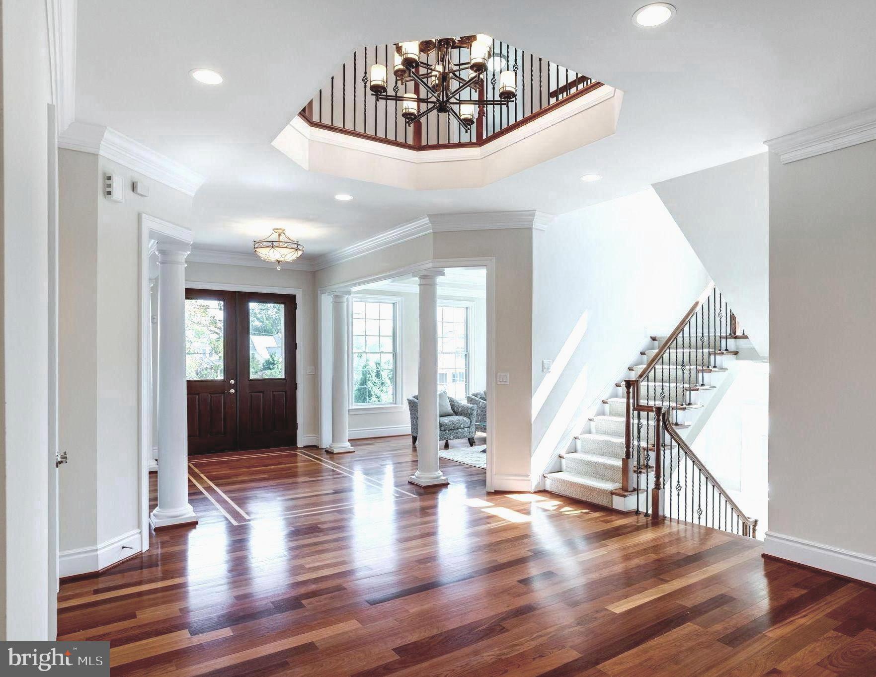 1302 Calder Road McLean, VA 22101 - Photo 8 of 90 Hardwood stair case w/ runner to up/low lvl