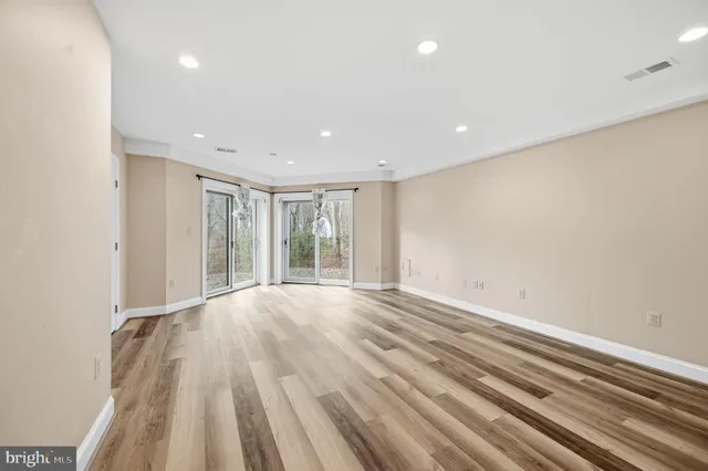 $2,000,000 | 10701 Sycamore Springs Lane, Great Falls, VA 22066