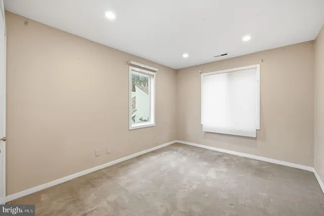 $2,000,000 | 10701 Sycamore Springs Lane, Great Falls, VA 22066