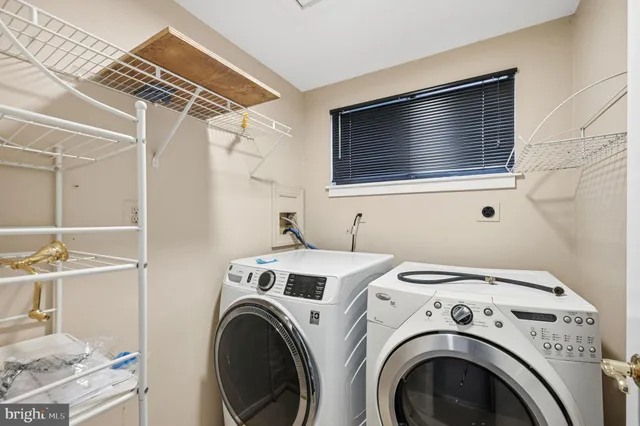 $2,000,000 | 10701 Sycamore Springs Lane, Great Falls, VA 22066