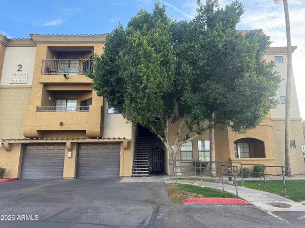 $1,300 | 5302 East Van Buren Street, Unit 2013, Phoenix, AZ 85008