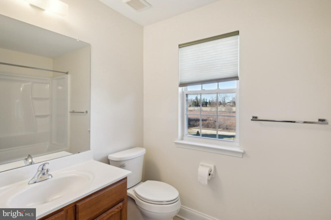 104 Christmas Tree Court Sicklerville, NJ 08081 - Photo 16 of 28