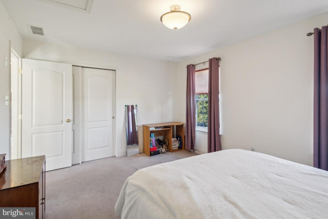 104 Christmas Tree Court Sicklerville, NJ 08081 - Photo 26 of 28
