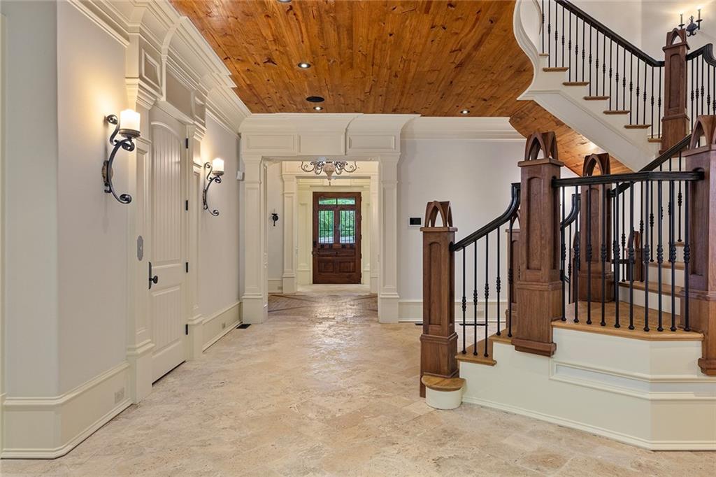 1640 Nottingham Way Northeast Atlanta, GA 30309 - Photo 22 of 62