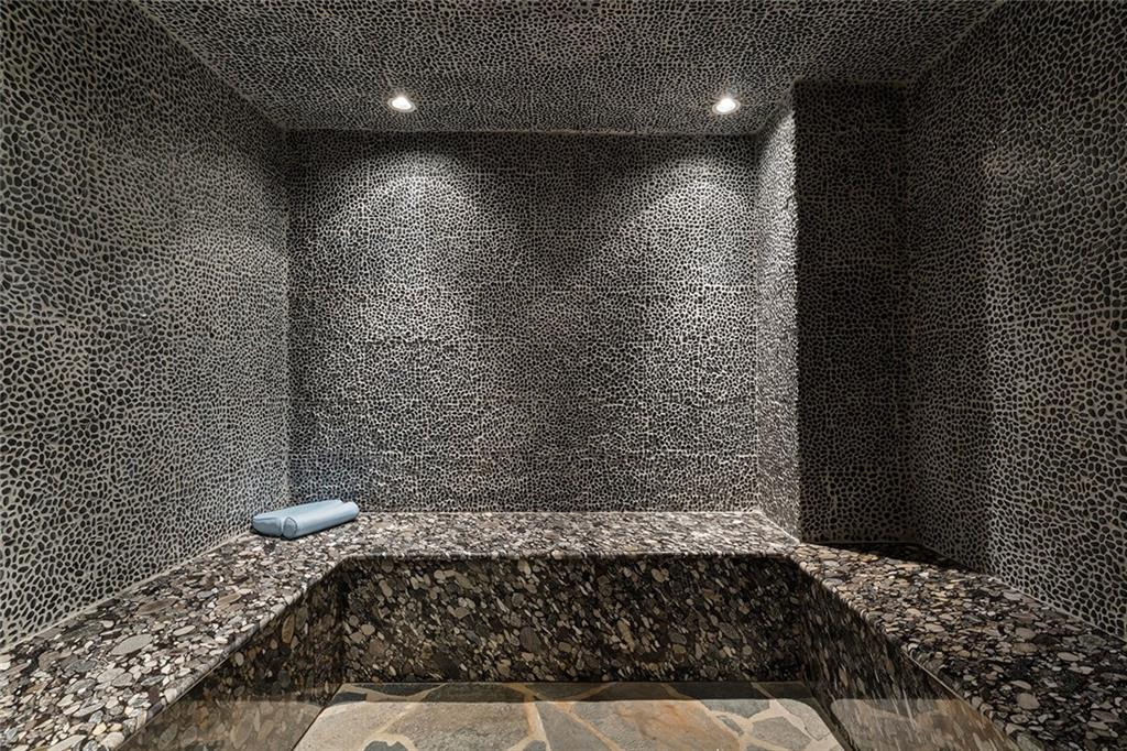 1640 Nottingham Way Northeast Atlanta, GA 30309 - Photo 51 of 62