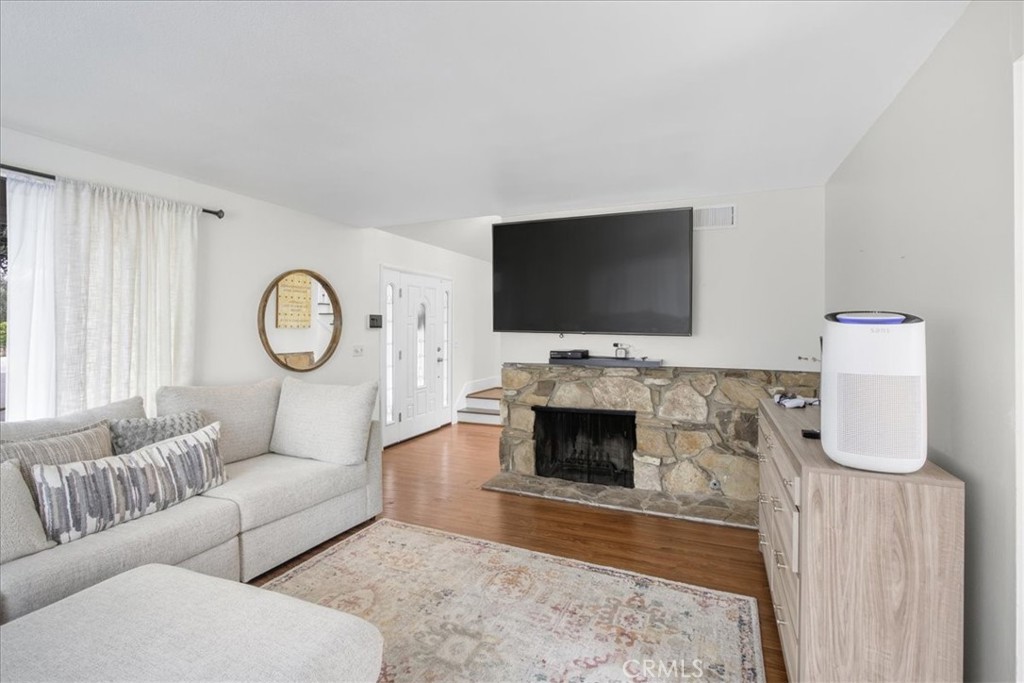 1100 Reno Ridge Lane Diamond Bar, CA 91765 - Photo 4 of 63