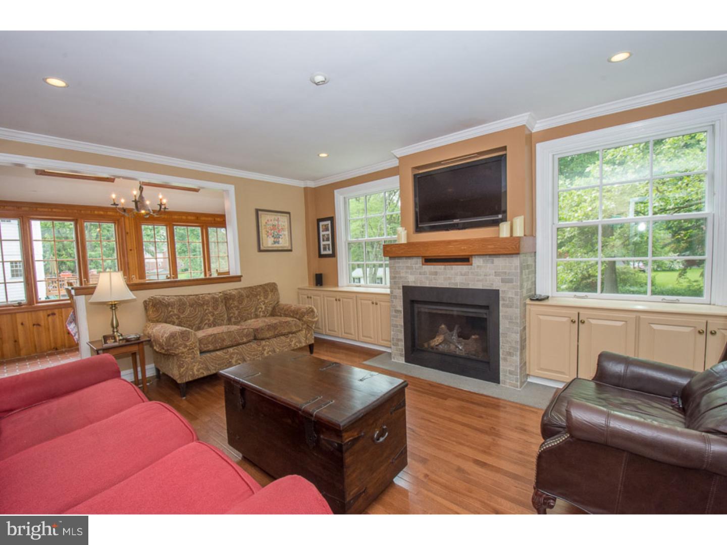 411 Briarwood Road Wallingford, PA 19086 - Photo 11 of 18 Family Room