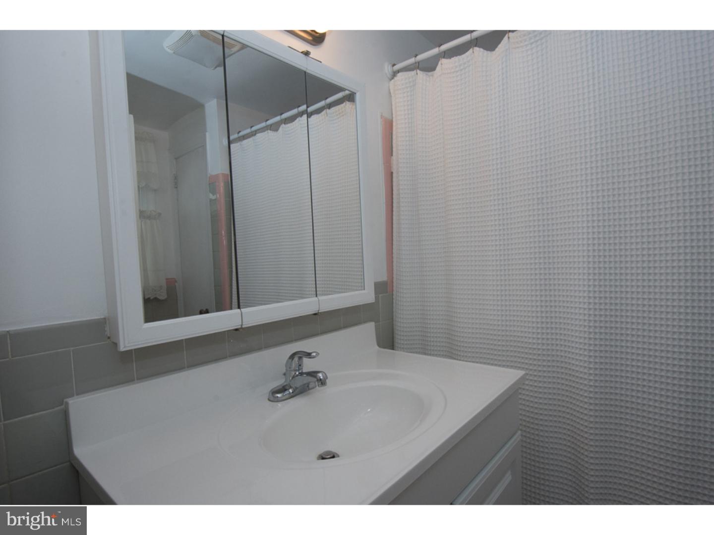 411 Briarwood Road Wallingford, PA 19086 - Photo 16 of 18 Bathroom