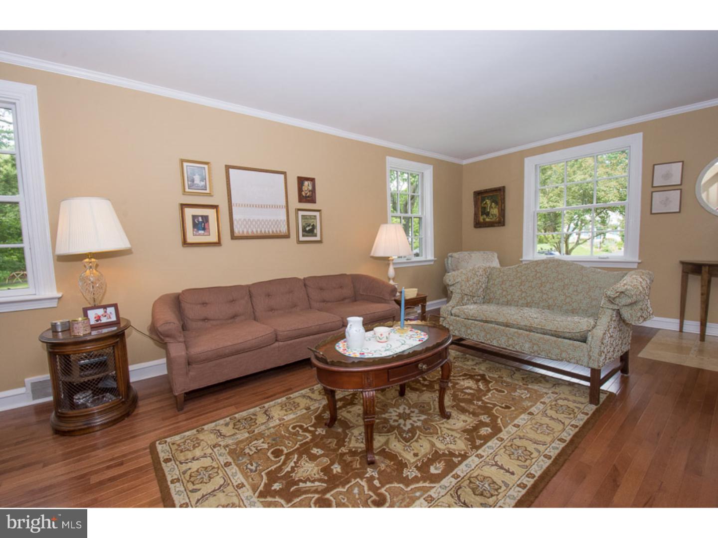 411 Briarwood Road Wallingford, PA 19086 - Photo 4 of 18 Living Room