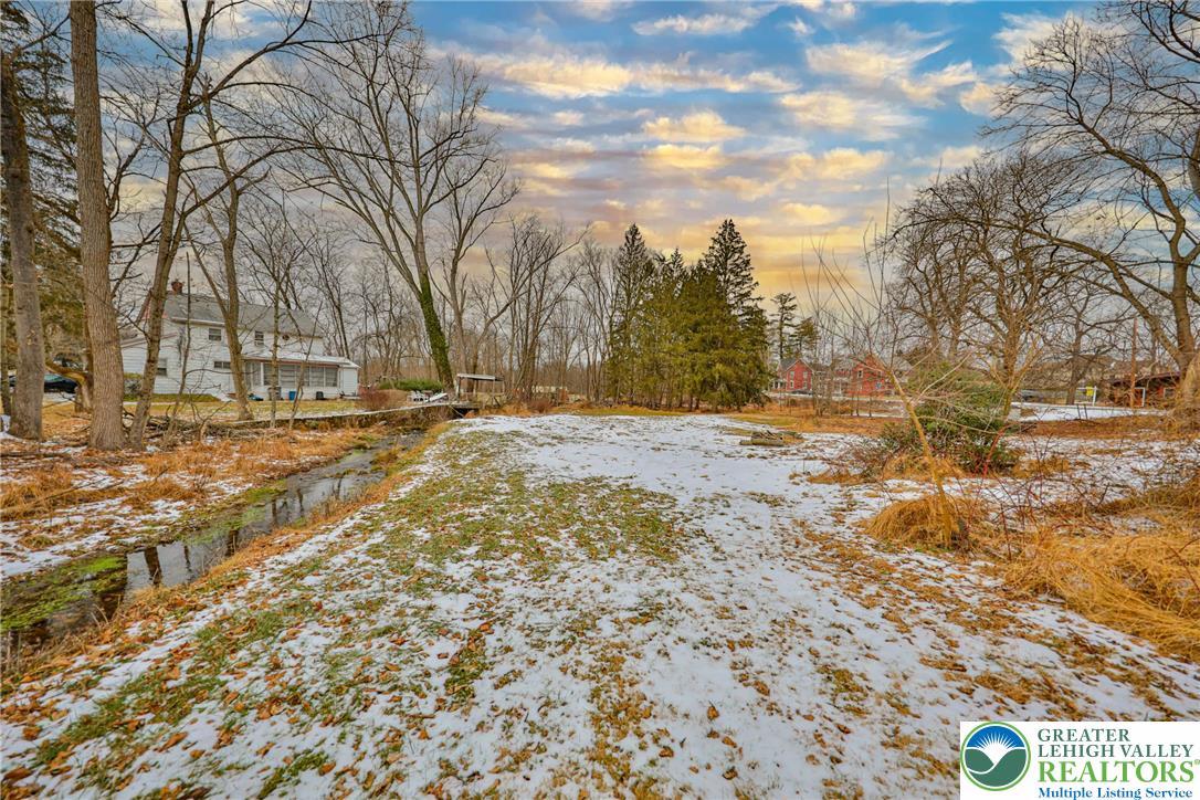 1333 Spring Valley Road Bethlehem, PA 18015 - Photo 4 of 40 a view of empty space with trees