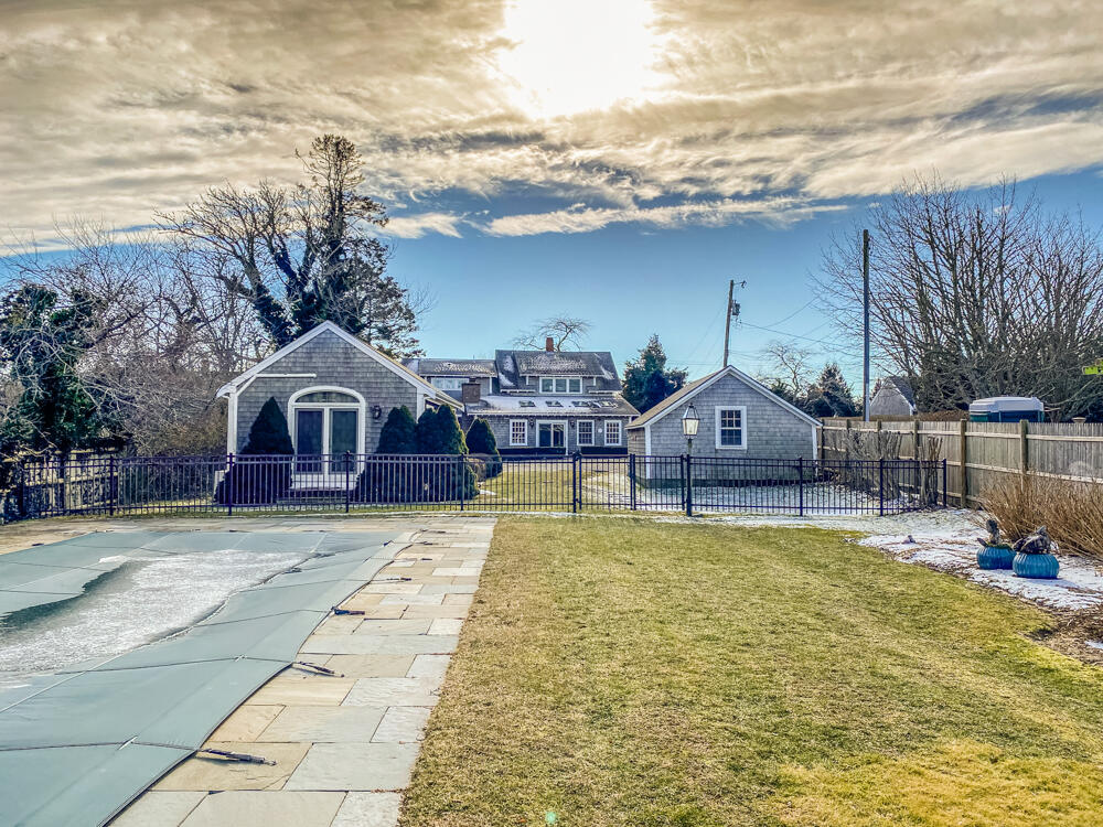 29 Clevelandtown Road Edgartown, MA 02539 - Photo 2 of 32 a swimming pool view with a seating space