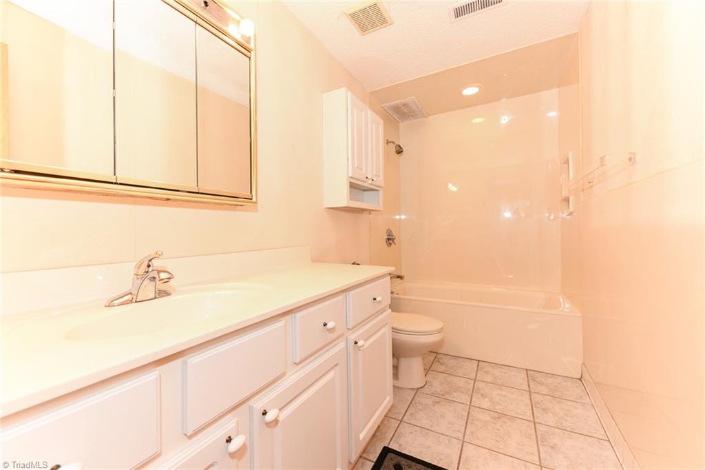 7205 Haw Ridge Road Summerfield, NC 27358 - Photo 32 of 50 Basement bathroom