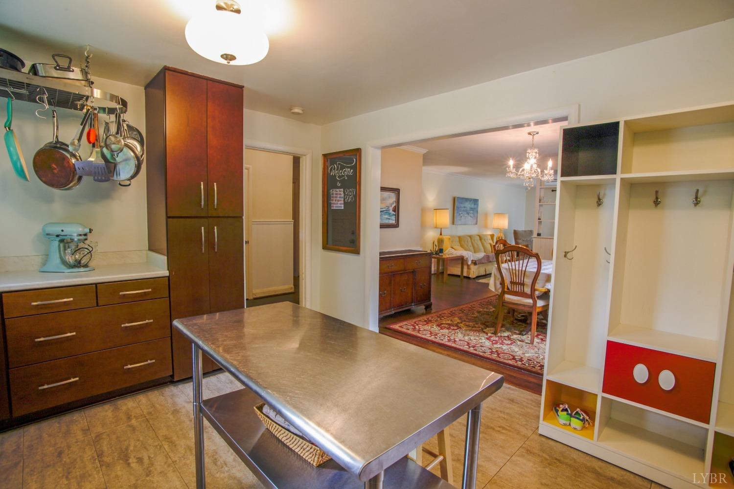 1123 Rugby Road Lynchburg, VA 24503 - Photo 7 of 36 Gallery Image 7