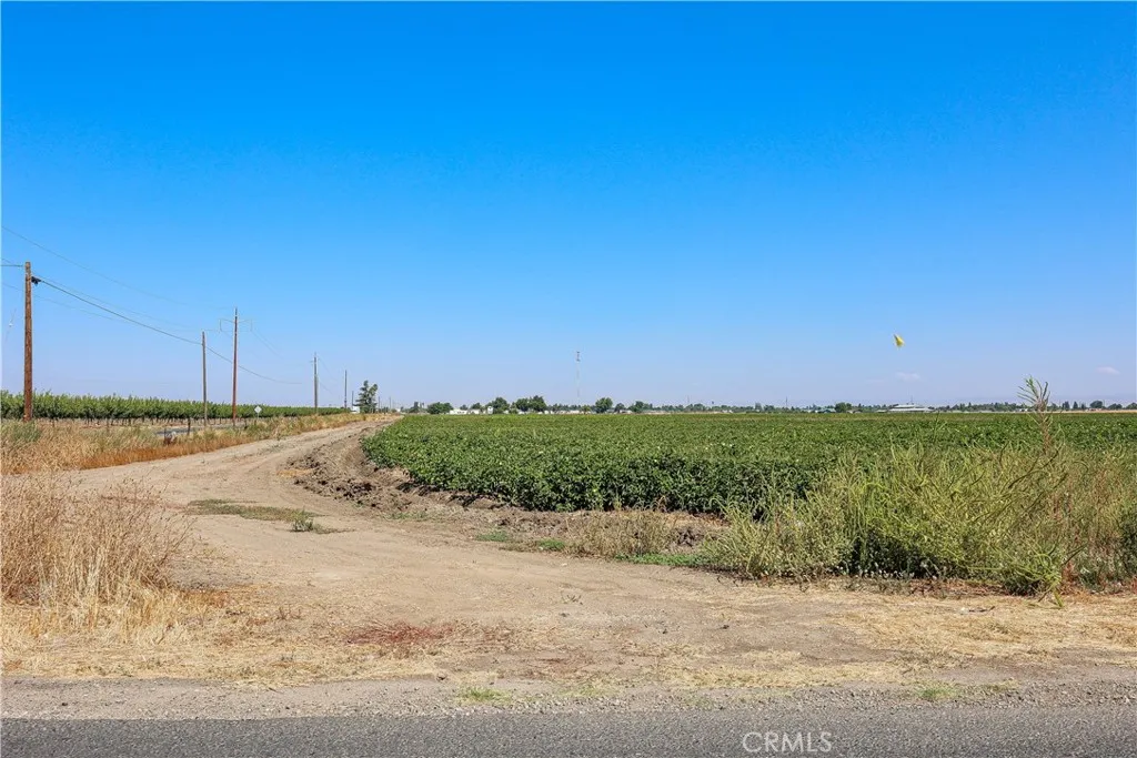 0 Vassar Merced, CA 95341 - Photo 19 of 20 a view of a road with an ocean view