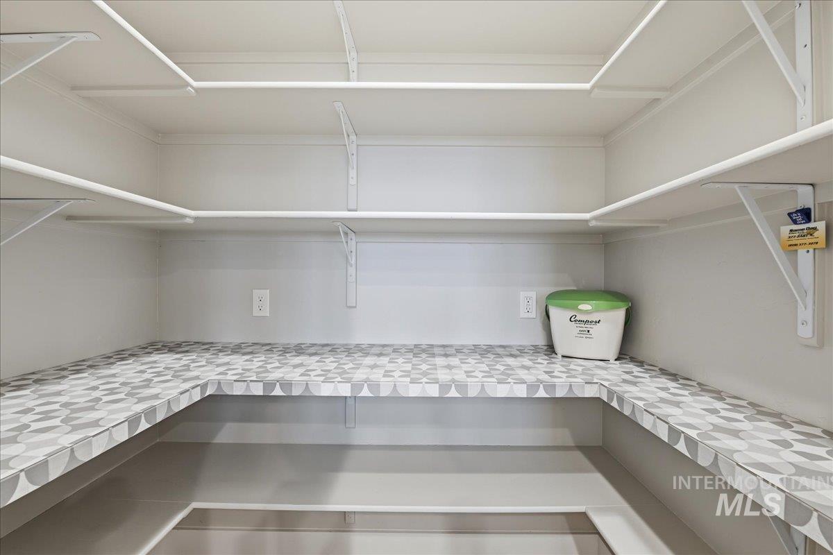 7691 West Hill Road Boise, ID 83714 - Photo 19 of 45