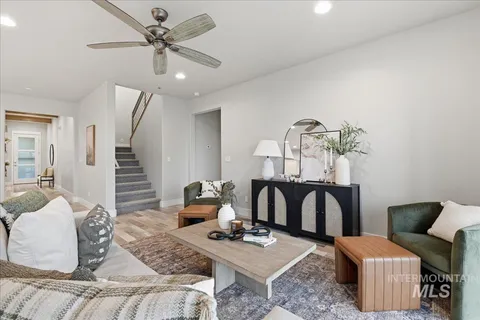 $750,000 | 7691 West Hill Road, Boise, ID 83714