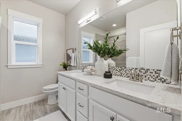 $750,000 | 7691 West Hill Road, Boise, ID 83714