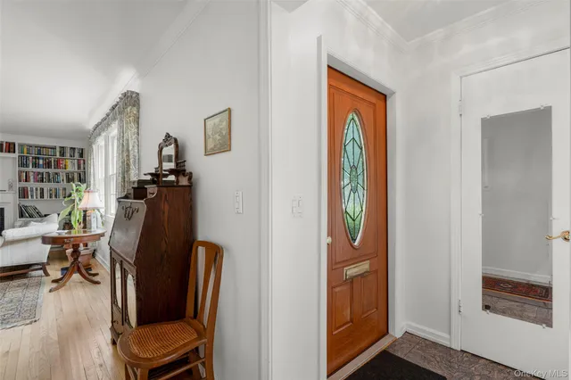 $799,000 | 16 Ria Drive, White Plains, NY 10605