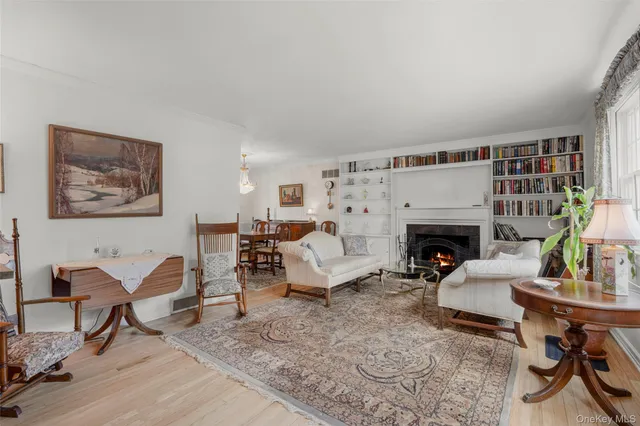 $799,000 | 16 Ria Drive, White Plains, NY 10605