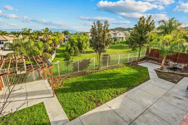 $729,900 | 33906 Wagon Train Drive, Wildomar, CA 92595