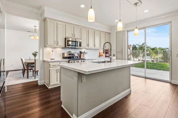 $729,900 | 33906 Wagon Train Drive, Wildomar, CA 92595