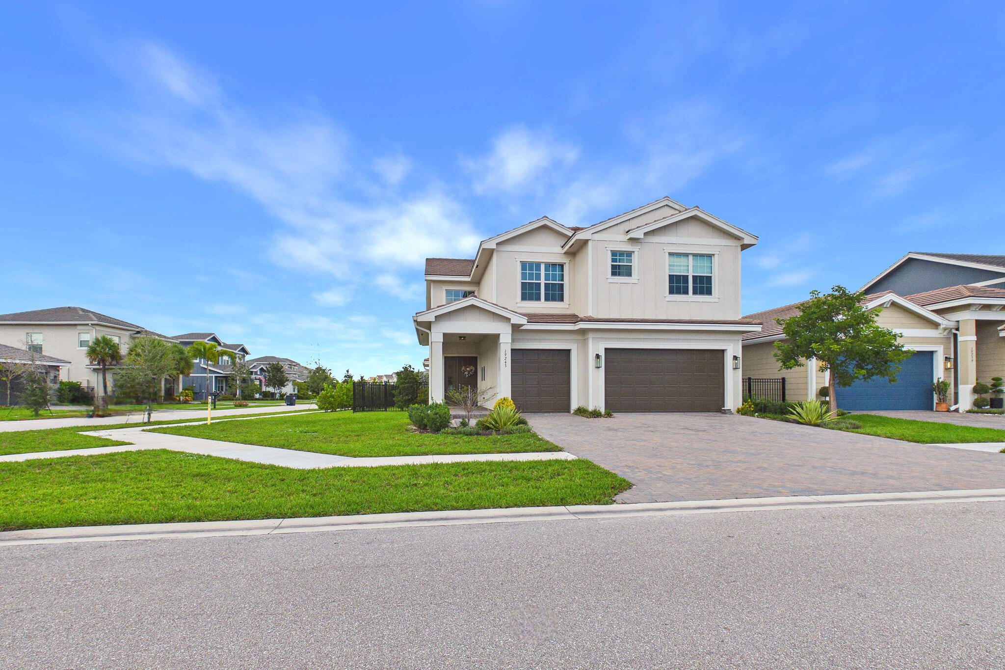 19243 Rolling Acrs Road Loxahatchee, FL 33470 - Photo 119 of 137 Front of Structure