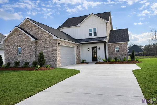 $429,800 | 10480 Highpoint Drive, Denham Springs, LA 70706