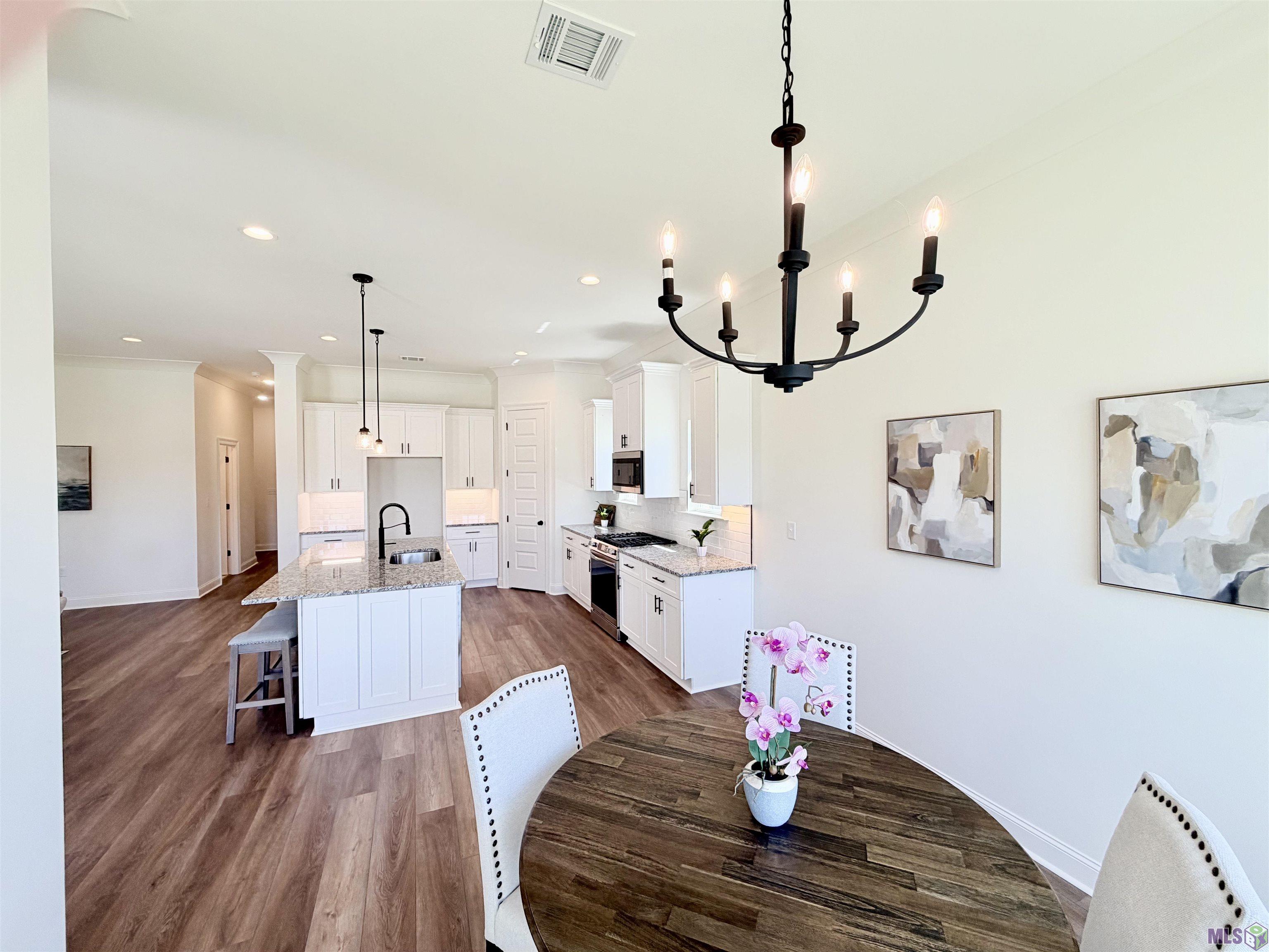 10480 Highpoint Drive Denham Springs, LA 70706 - Photo 4 of 15