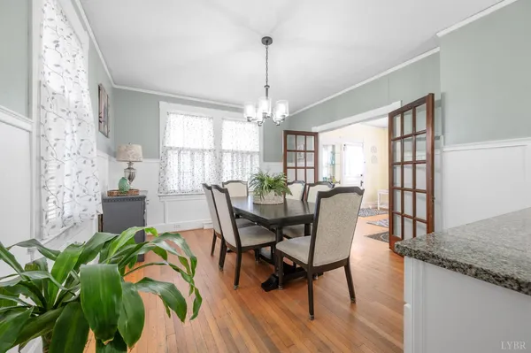 $405,000 | 1215 Longwood Avenue, Bedford, VA 24523