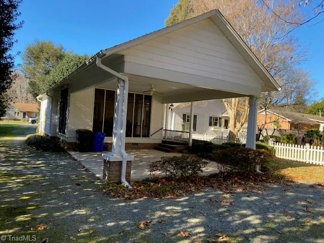 $425,000 | 705 South 5th Street, Mebane, NC 27302