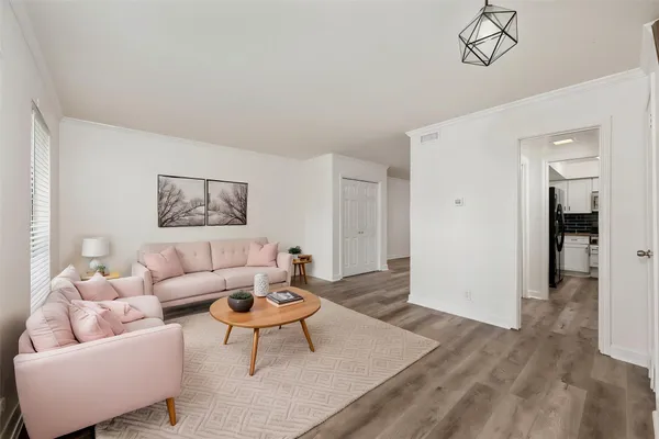 $2,900 | 6107 Bullard Drive, Unit A, Austin, TX 78757