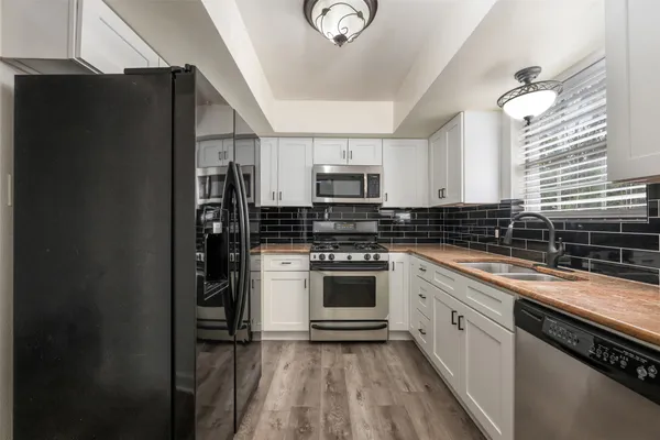 $2,900 | 6107 Bullard Drive, Unit A, Austin, TX 78757