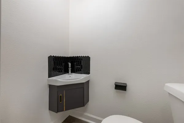 $2,900 | 6107 Bullard Drive, Unit A, Austin, TX 78757