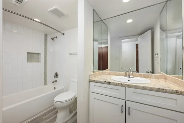 $2,900 | 6107 Bullard Drive, Unit A, Austin, TX 78757