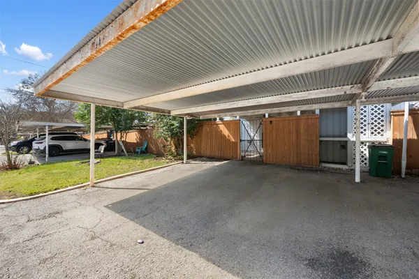 $2,900 | 6107 Bullard Drive, Unit A, Austin, TX 78757