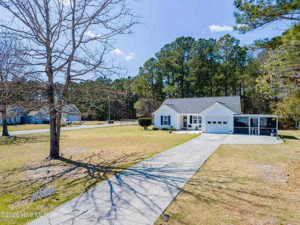 $270,000 | 201 Blueberry Court, Hubert, NC 28539
